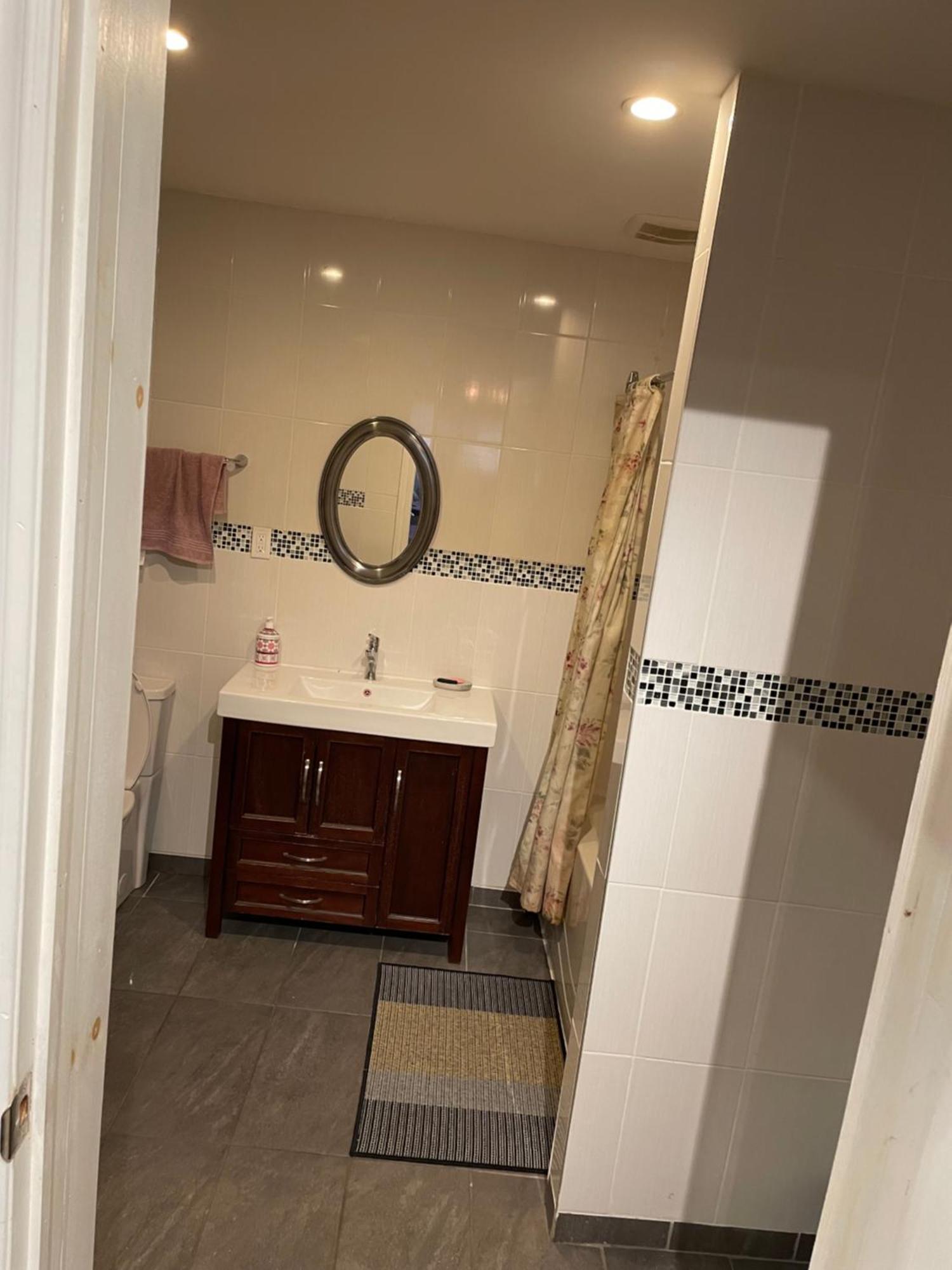 Self Service Small Breakfast, 2 Double Beds Private Room Монреал Екстериор снимка
